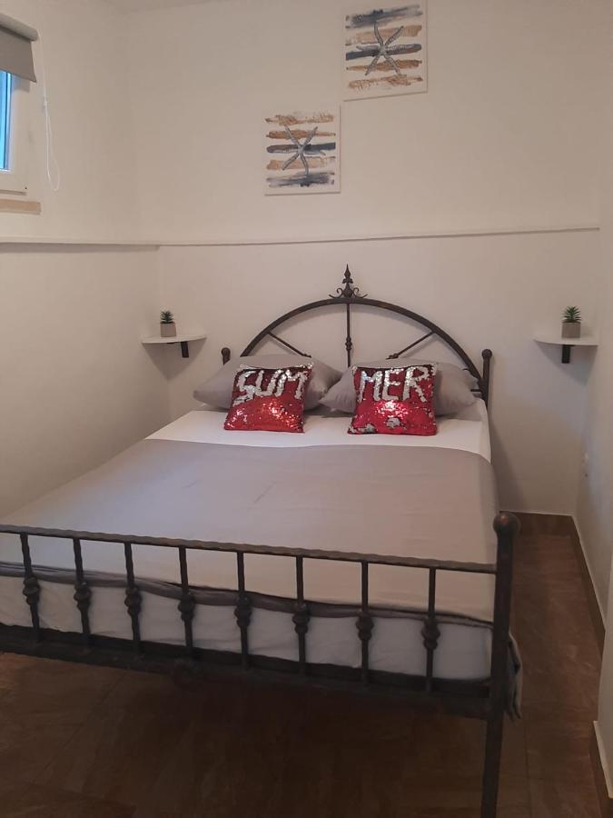 Anita Prizba Appartement Buitenkant foto